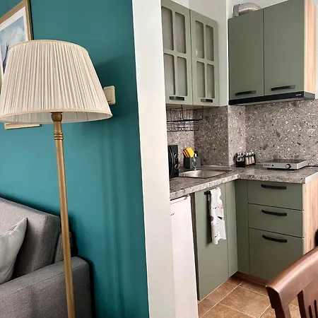 Glarus With Infinity Sea View Apartamento *