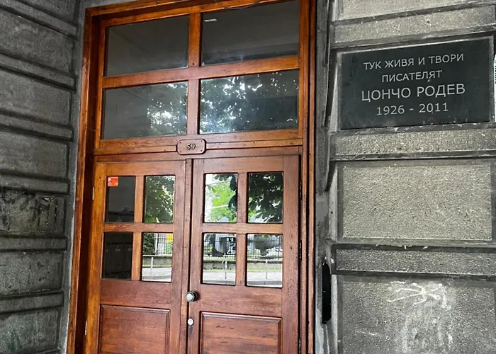 Glarus With Infinity Sea View Apartmán