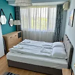 Апартаменты Glarus With Infinity Sea View *
