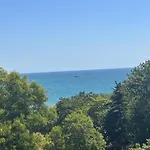 Апартаменты Glarus With Infinity Sea View Варна