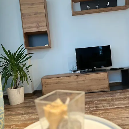 Апартамент Glarus With Infinity Sea View *