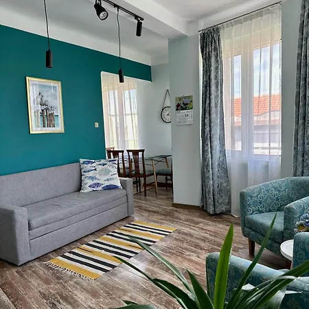 Glarus Wiht Infinity Sea View Apartment
