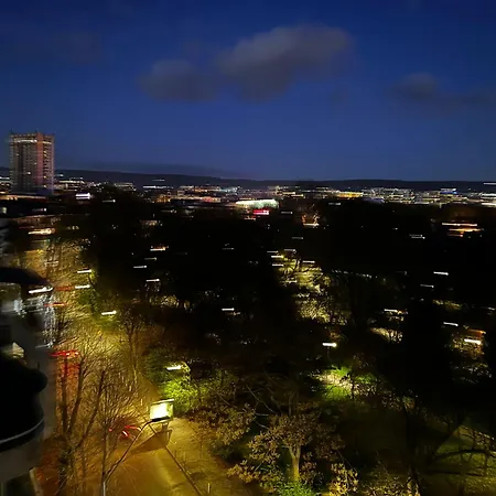 Апартамент Glarus With Infinity Sea View Варна
