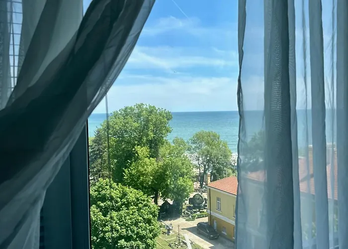 Glarus With Infinity Sea View Βάρνα